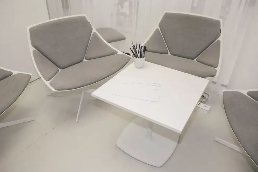 Space planning and furniture consultation